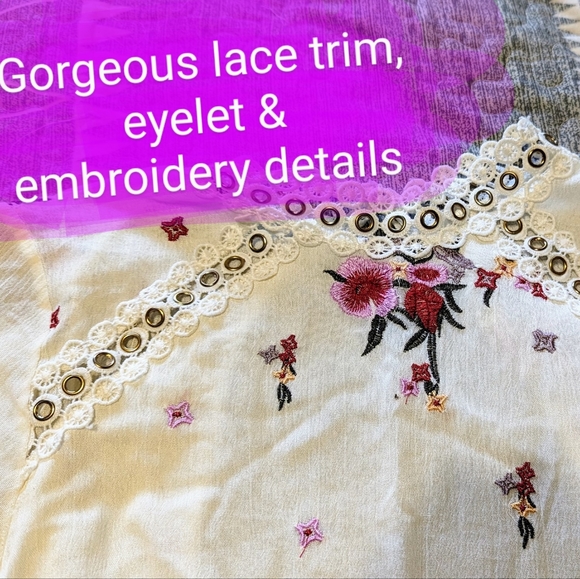 Indikah brand, shorts romper, ladies size 8, white w/gorgeous embroidery details - Picture 7 of 16